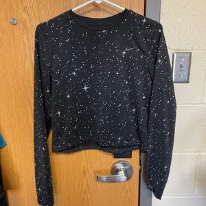 Nike Womens Long Sleeve Crop top
